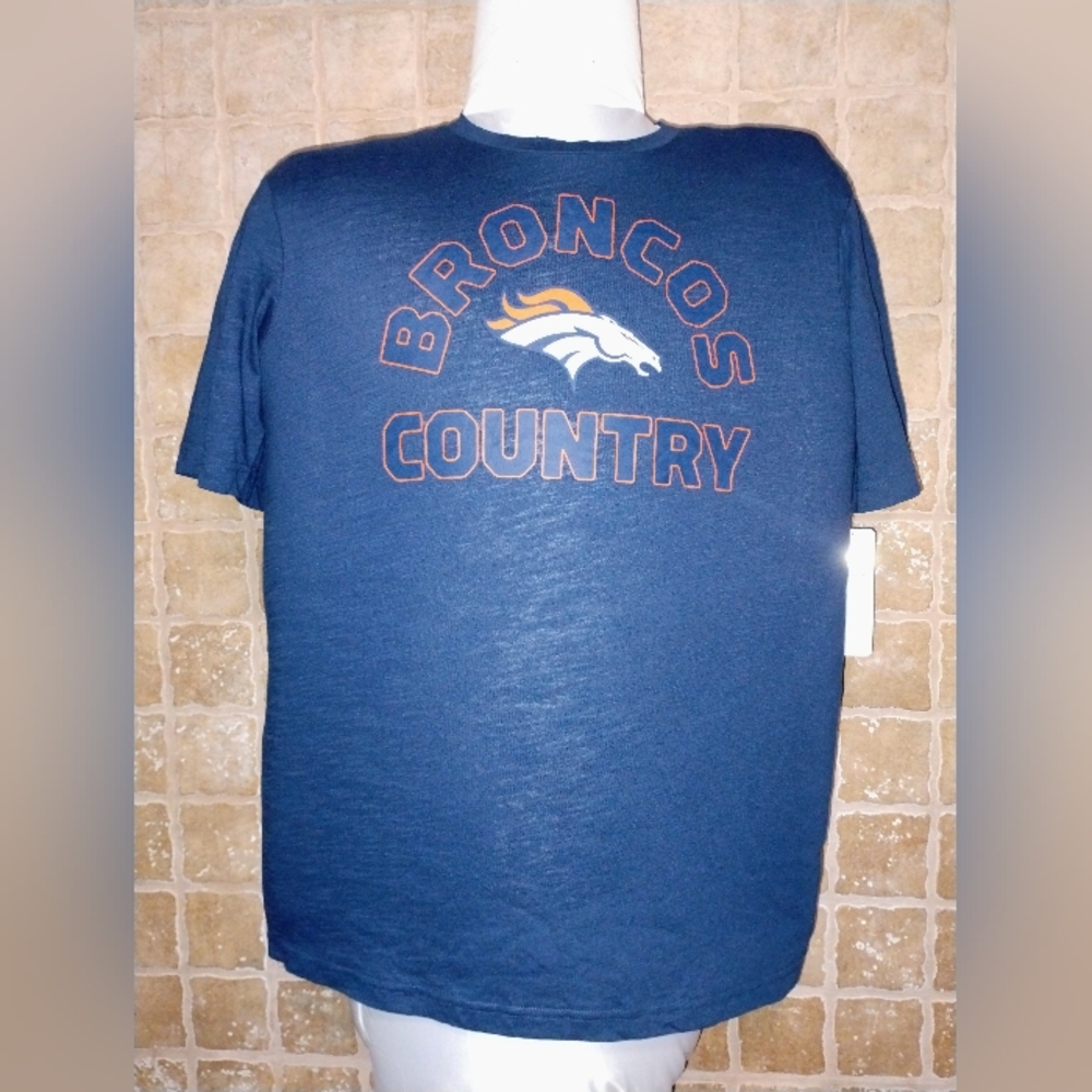 NFL Denver Broncos T-shirt NWT